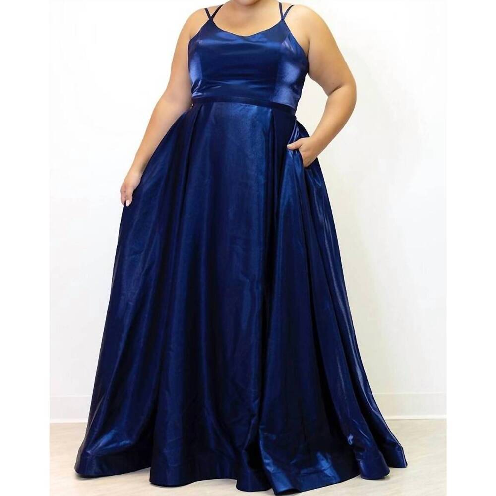 NEW TEASE PROM a-line scoop neck gown in navy